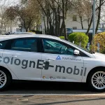 Peluncuran Mobil Listrik - Liputan Foto Jurnalistik Berita Peluncuran Mobil Listrik Kompak Terbaru di Indonesia: Jarak Tempuh 450 Km Harga Lebih Terjangkau